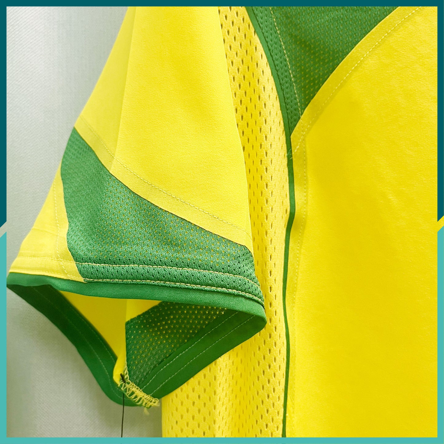 (Nameset Included) 2004-05 Brazil Official Retro Home Jersey