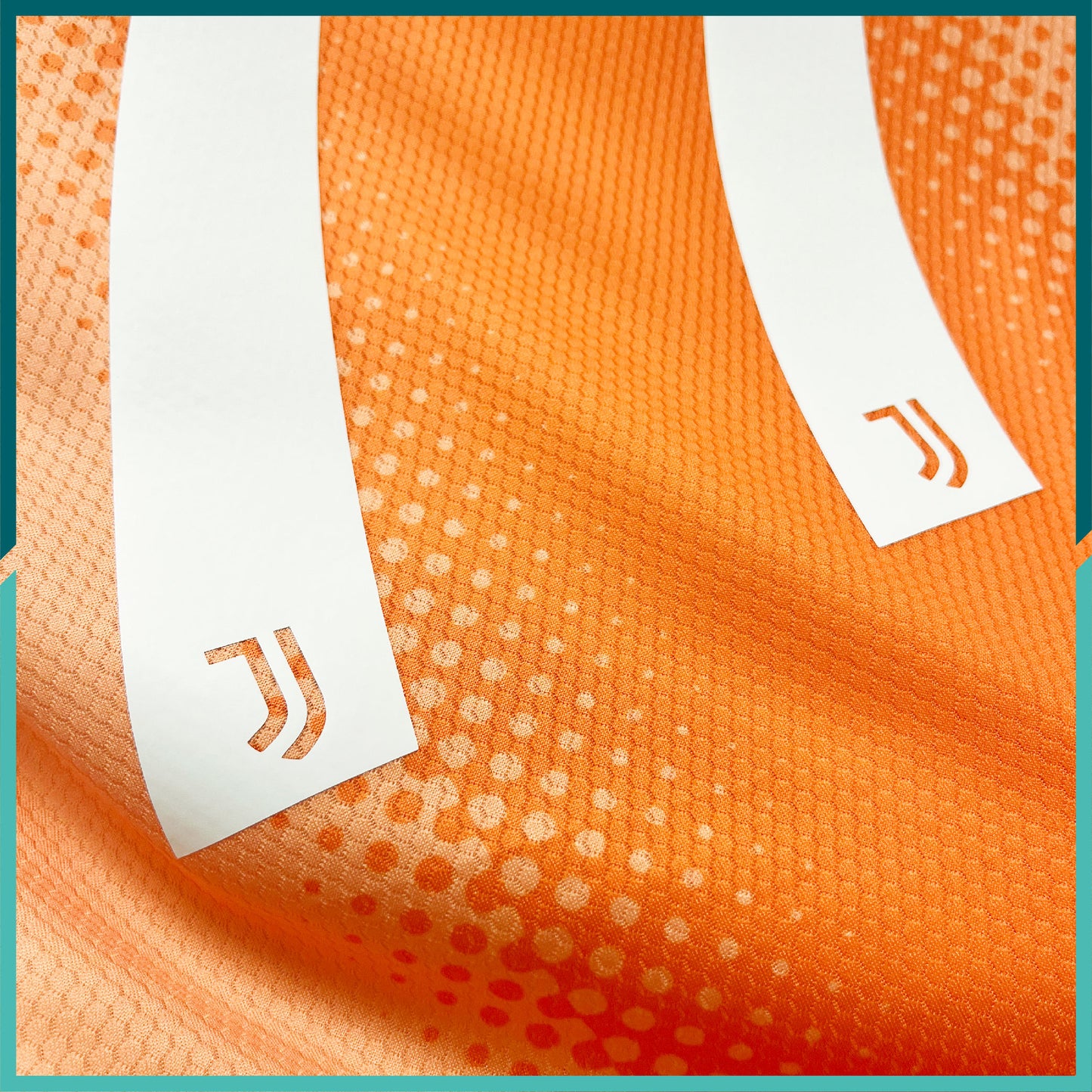 (Nameset & Patches Included) 2019-20 Juventus PALACE GK Jersey