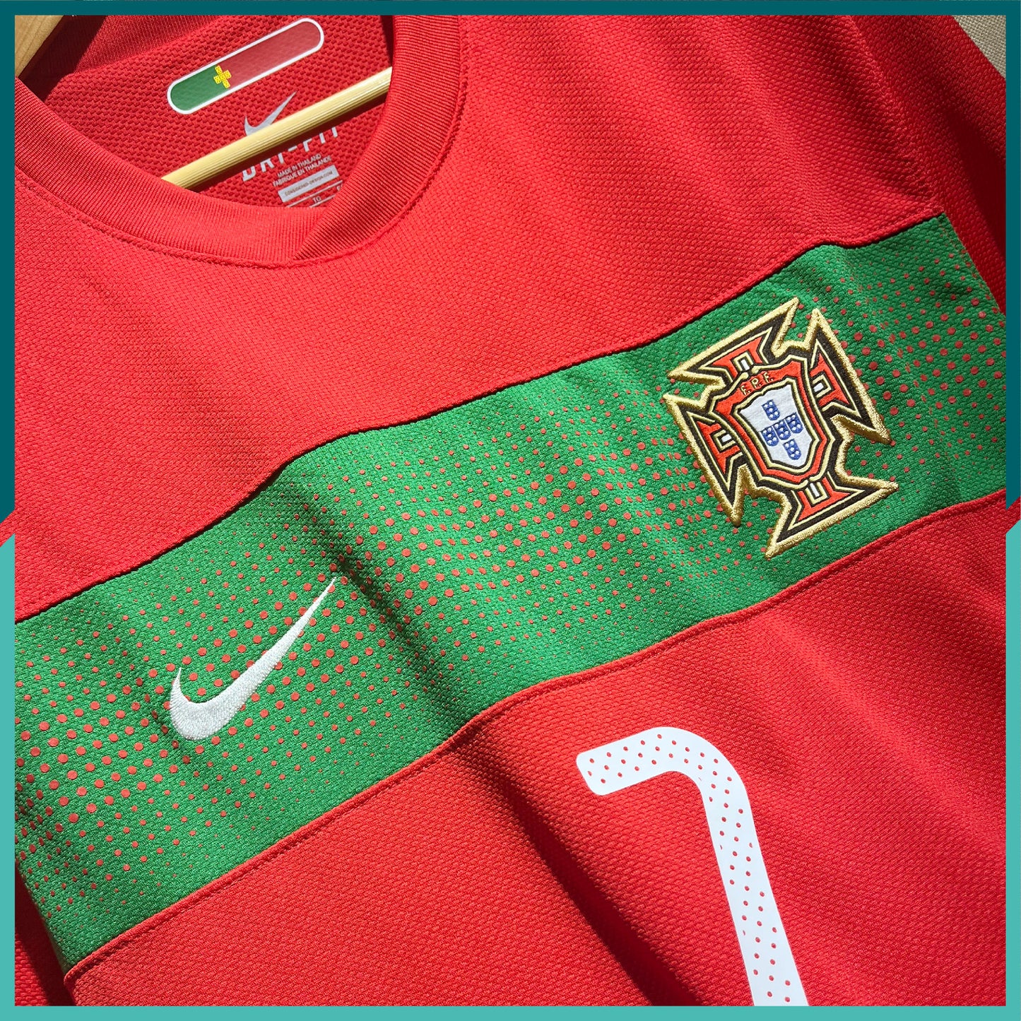 (Nameset Included) 2010-11 Portugal Home Jersey