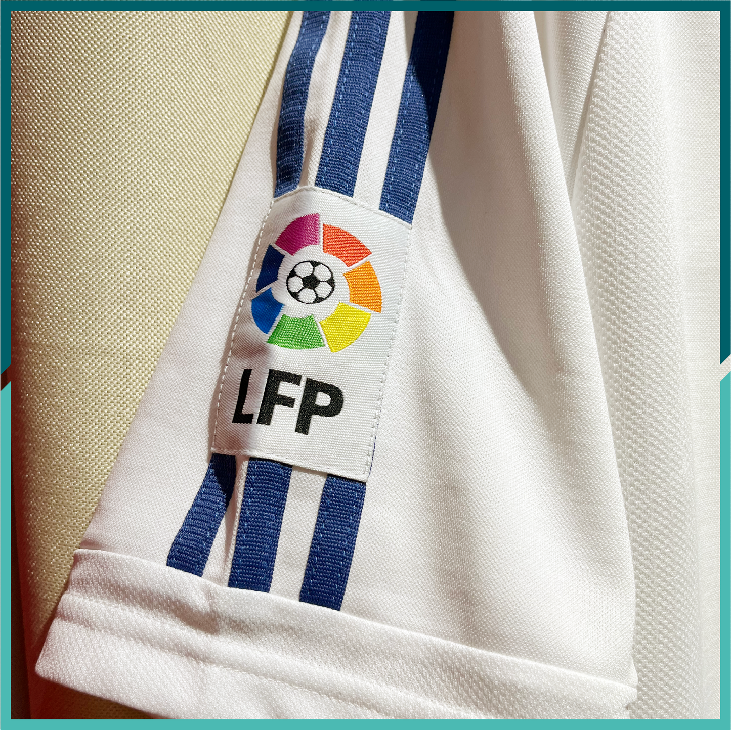 (Nameset Included) 2001 Real Madrid Home Jersey