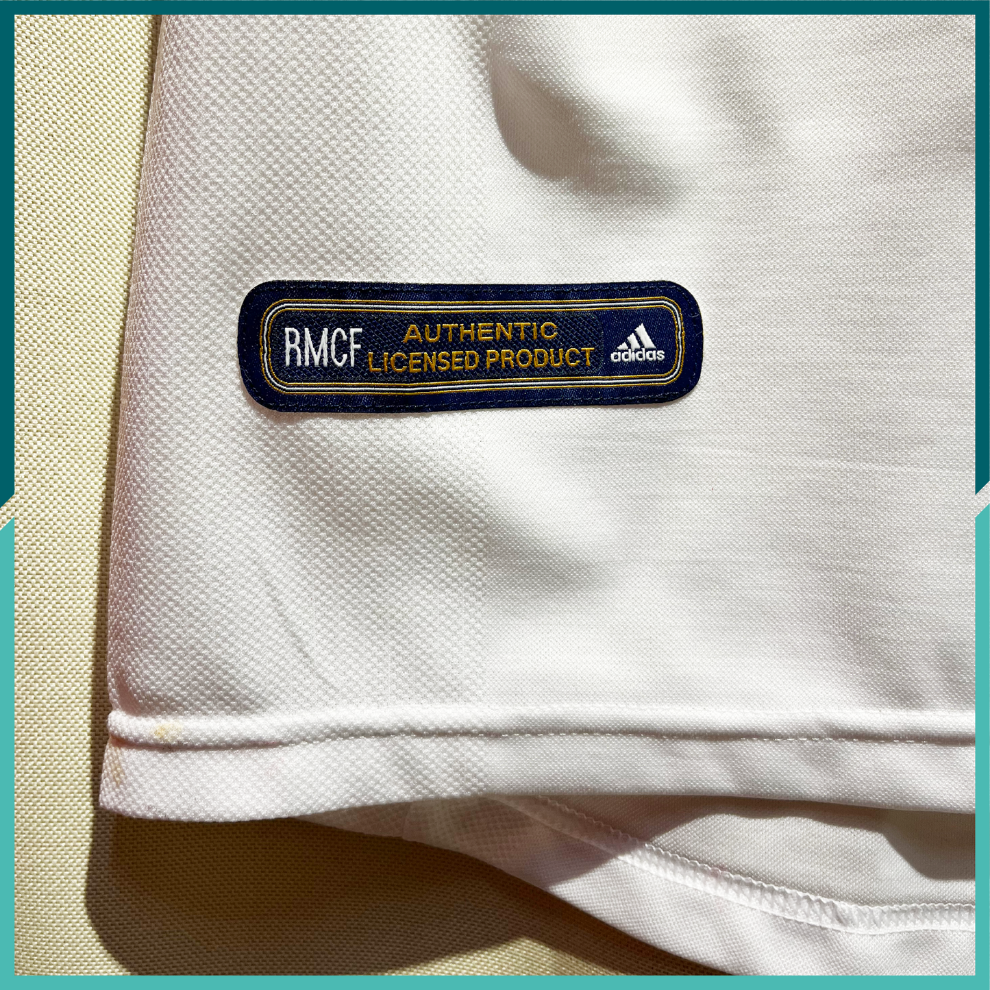 (Nameset Included) 2001 Real Madrid Home Jersey