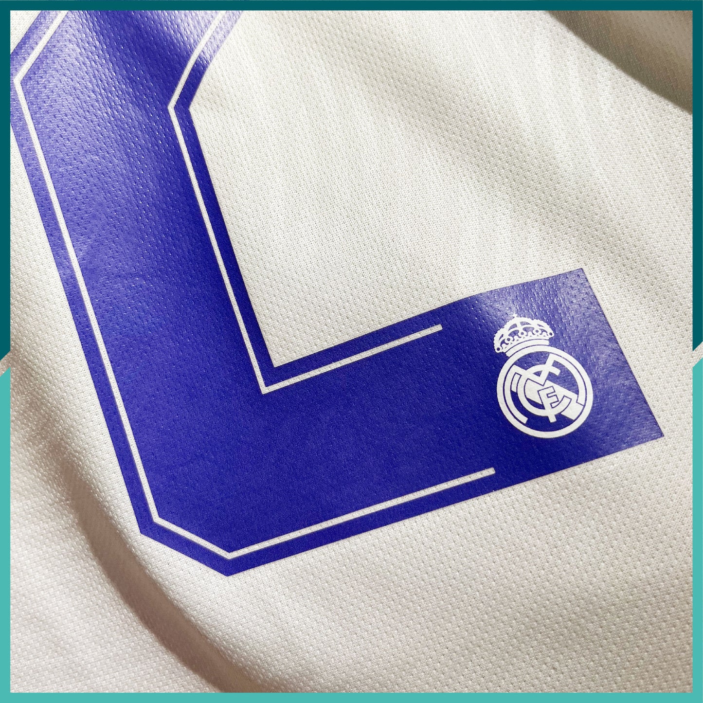 (Nameset & Patches Included) 2021-22 Real Madrid Home Long Sleeve Jersey (UEFA Champions League Final Version)
