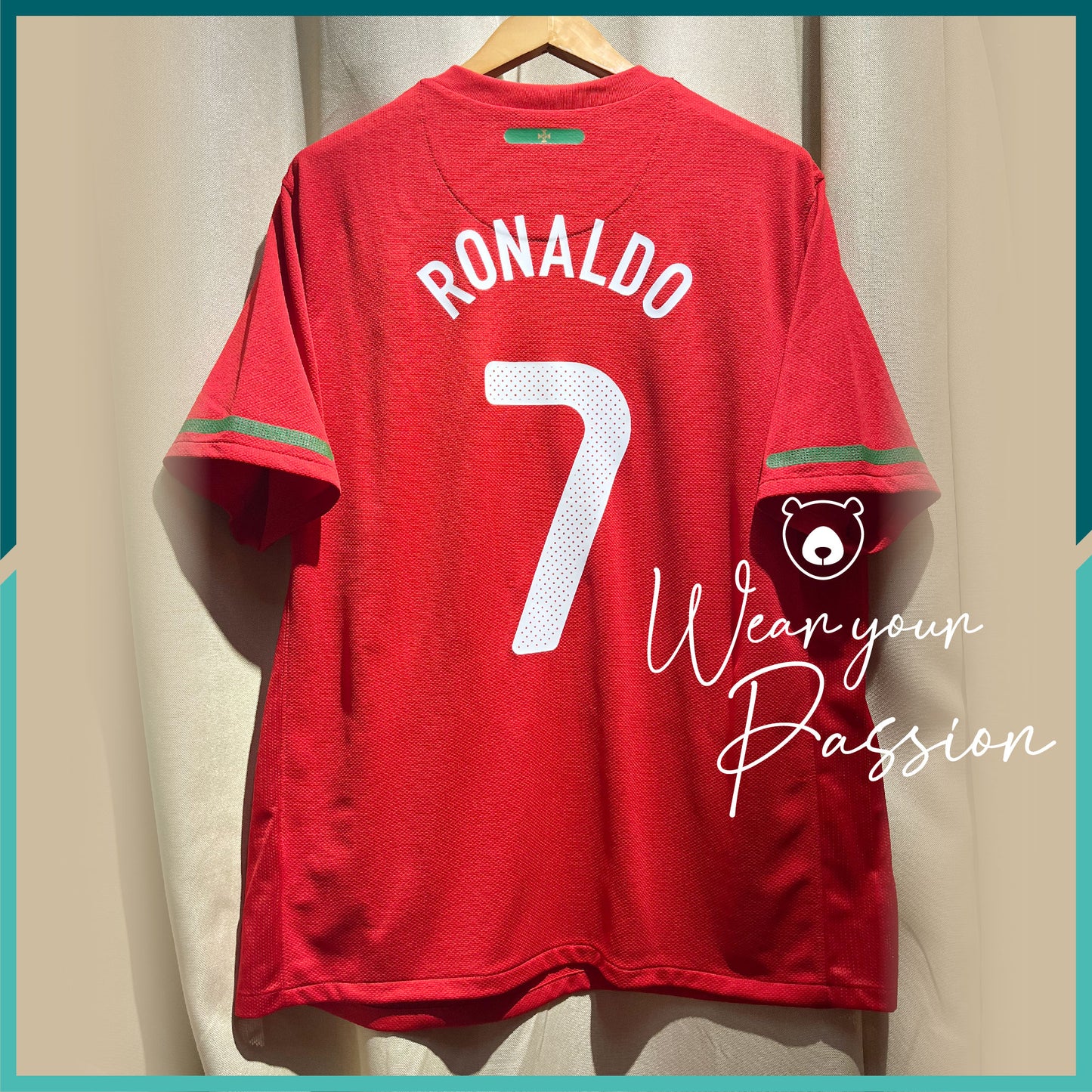 (Nameset Included) 2010-11 Portugal Home Jersey