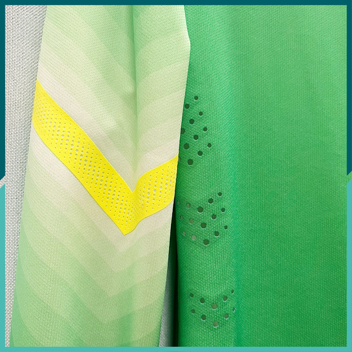 (Authentic) 2014-16 Hong Kong GK Jersey (Green)