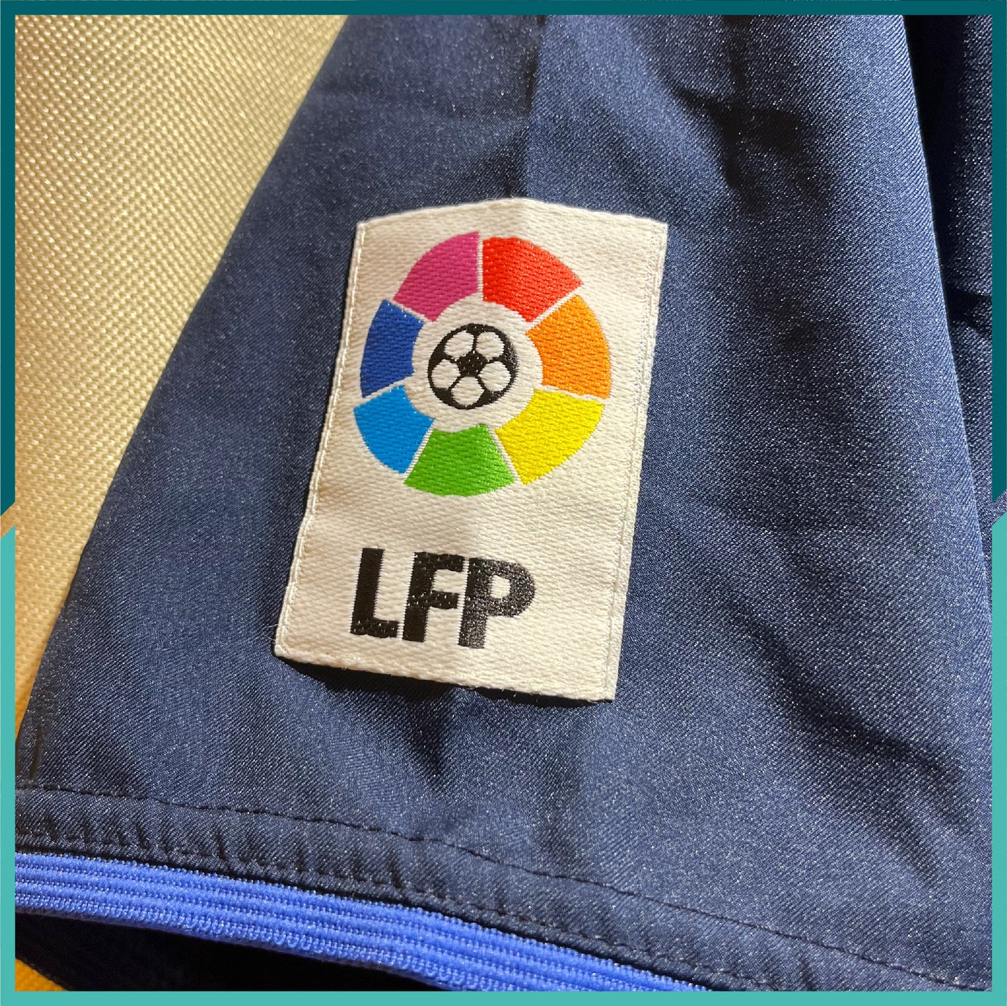 2003-04 Barcelona away jersey