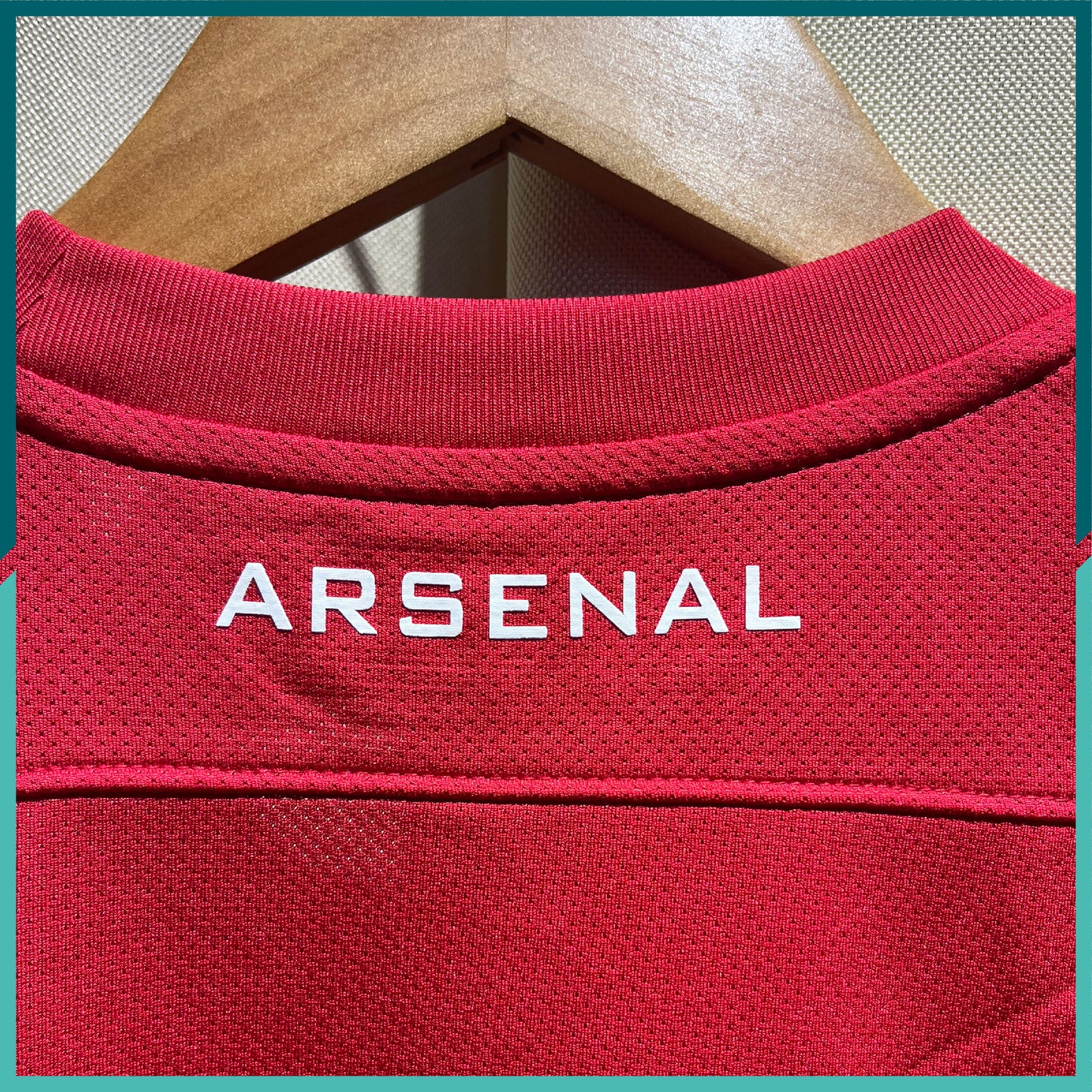 (Patches Included) 2011-12 Arsenal Home Jersey