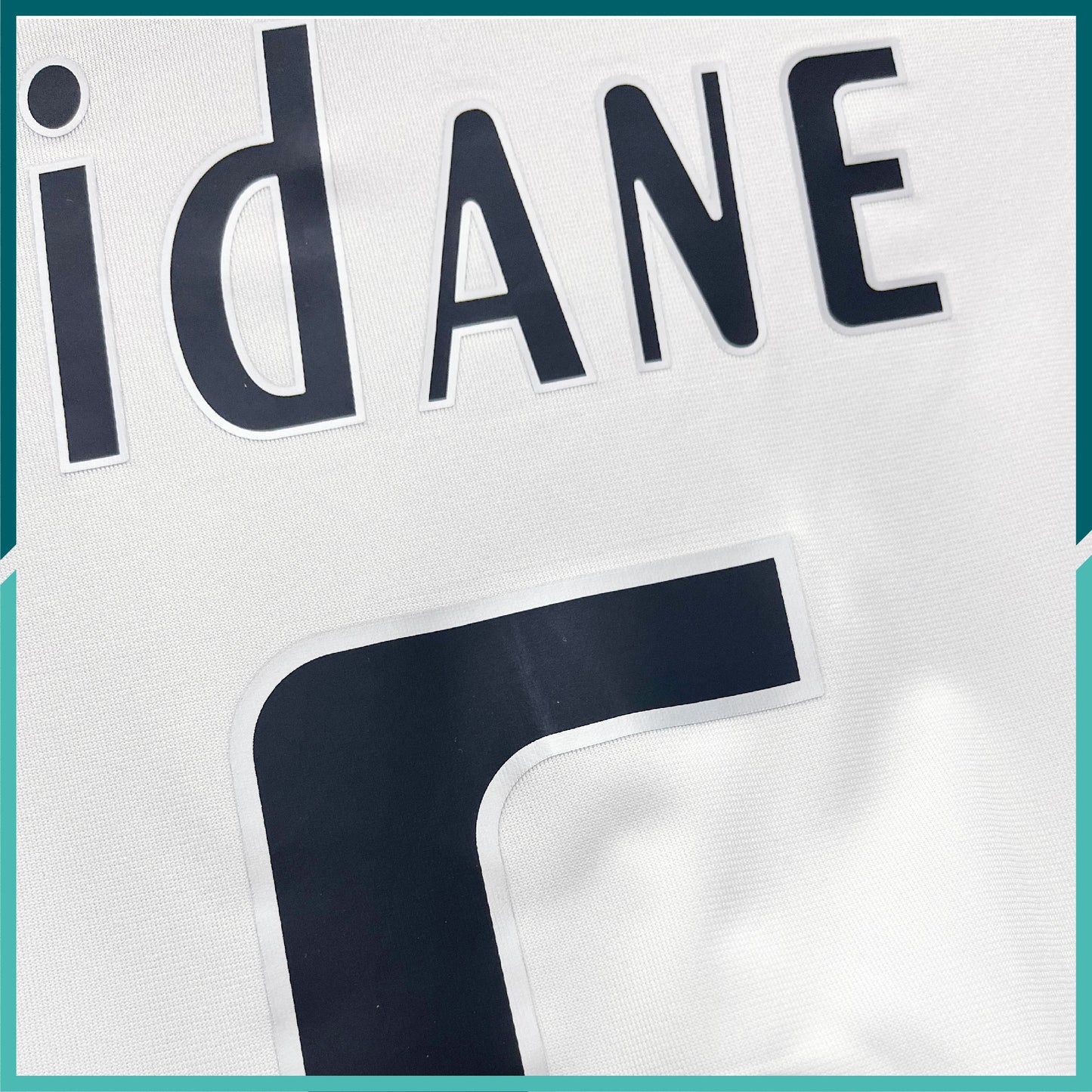 (Nameset Included) 2005-06 Real Madrid Home Jersey