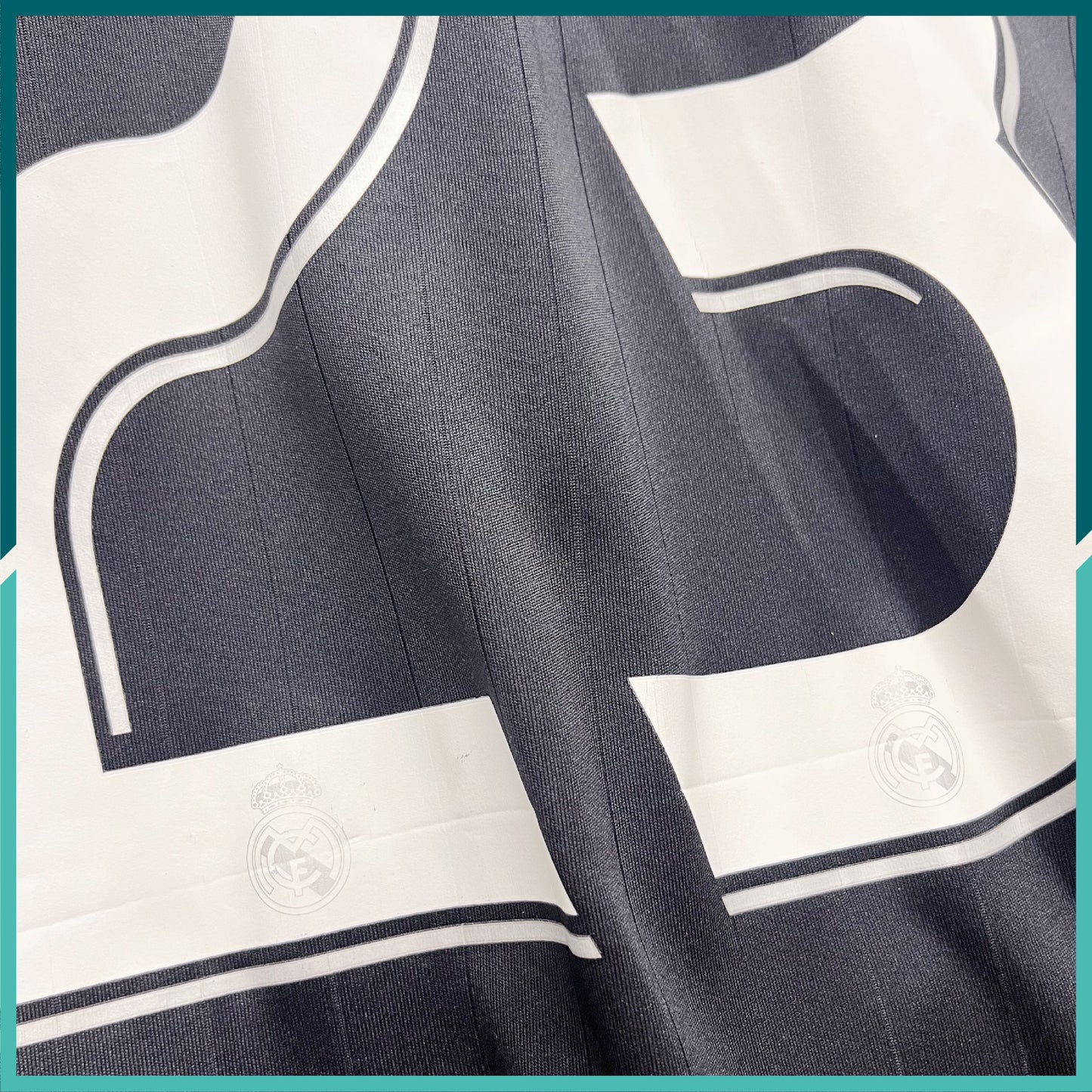 (Nameset & Patches Included) Player Issue 2006-07 Real Madrid Long Sleeve Away Jersey 
