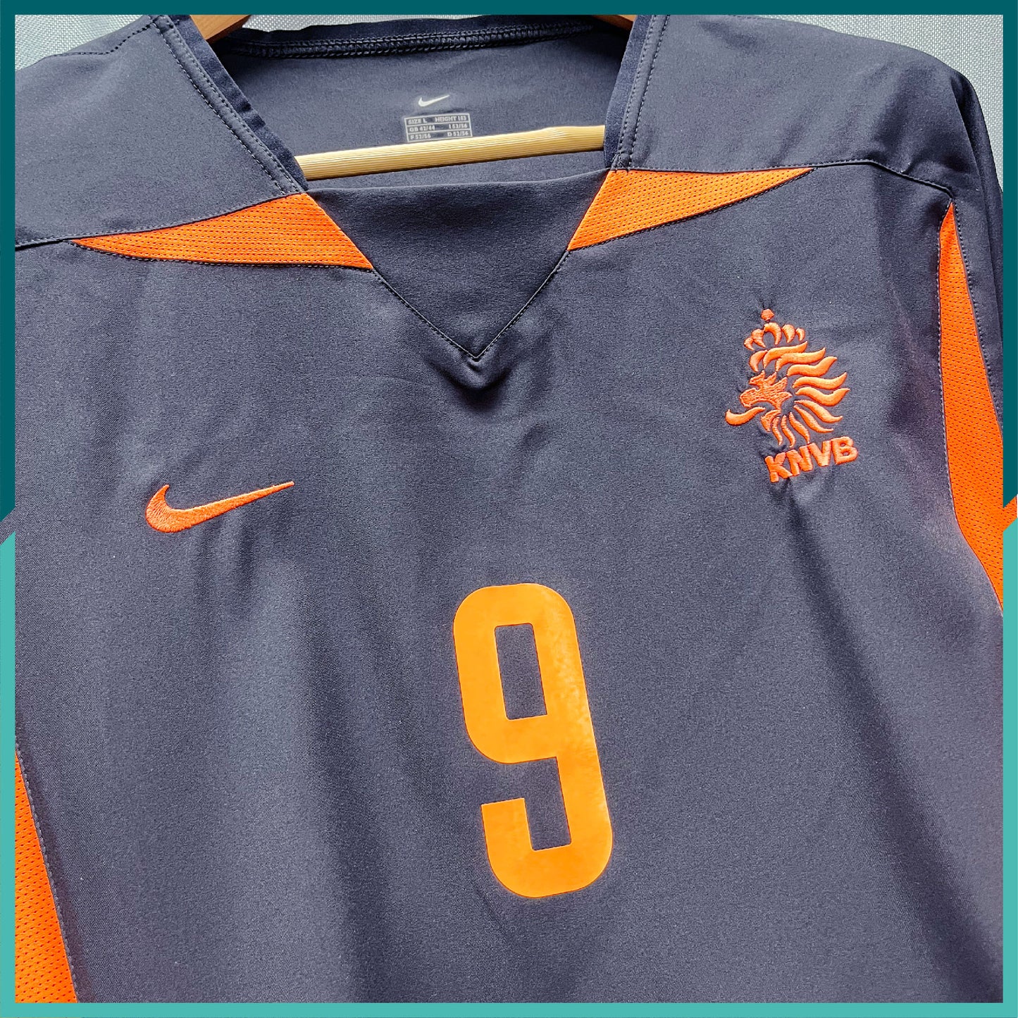 (Nameset Included) 2002-03 Netherlands Away Jersey