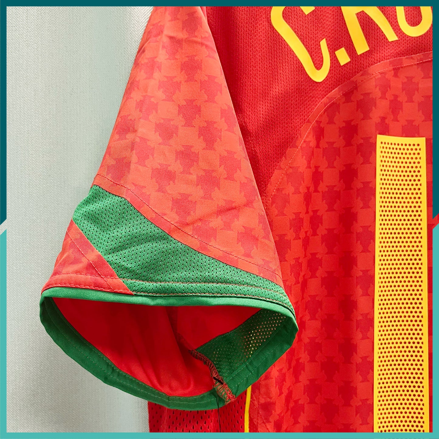 [Nameset Included] 2004-05 Portugal Official Retro Home Jersey
