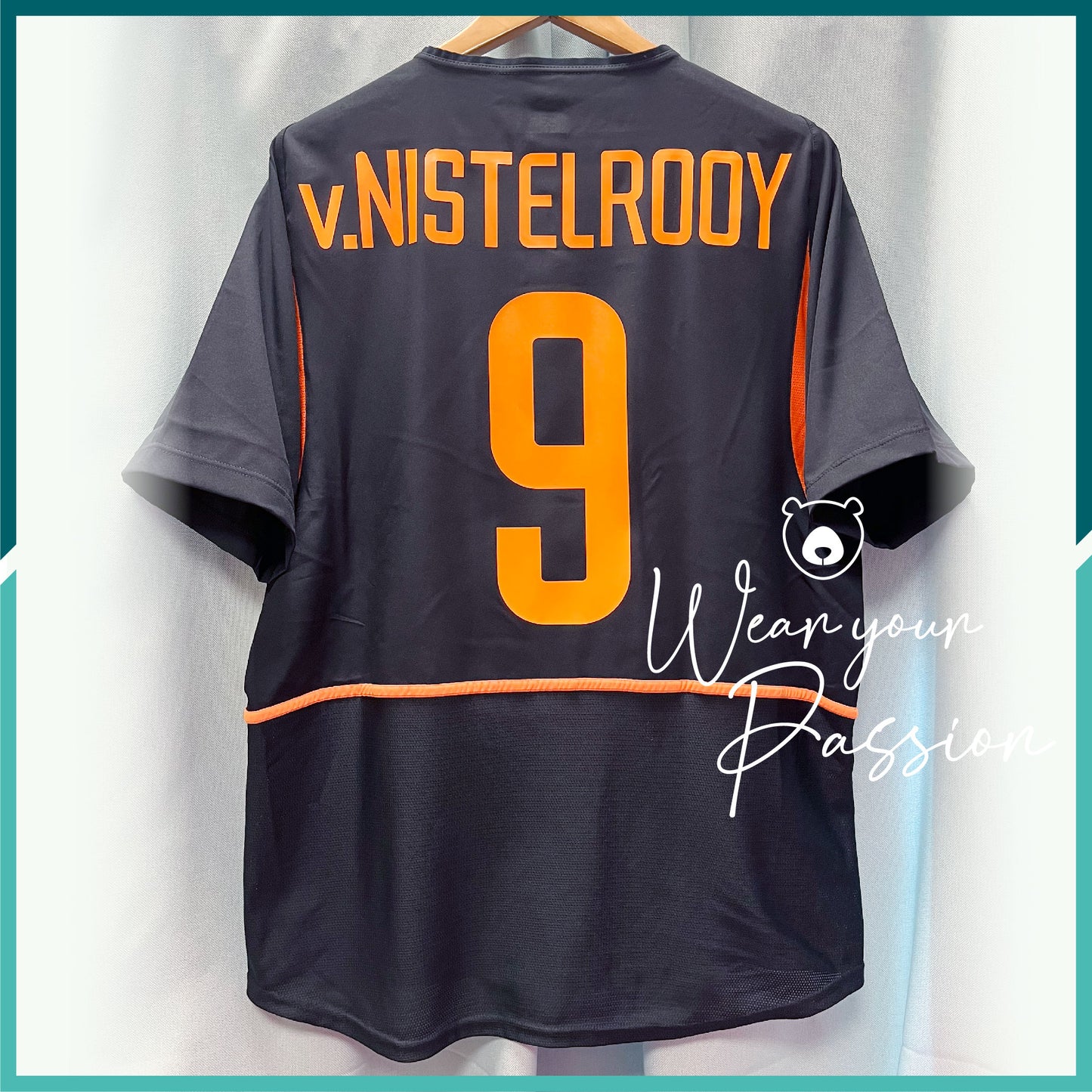 (Nameset Included) 2002-03 Netherlands Away Jersey