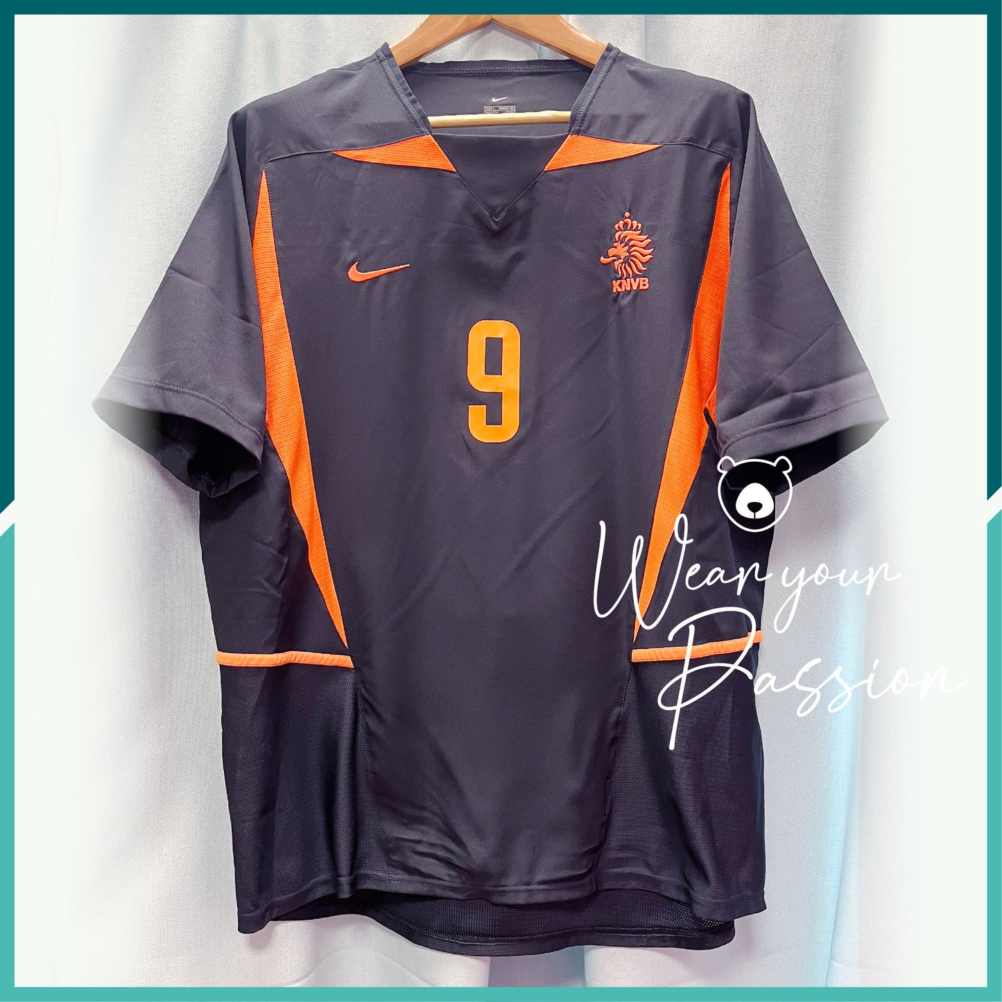 (Nameset Included) 2002-03 Netherlands Away Jersey