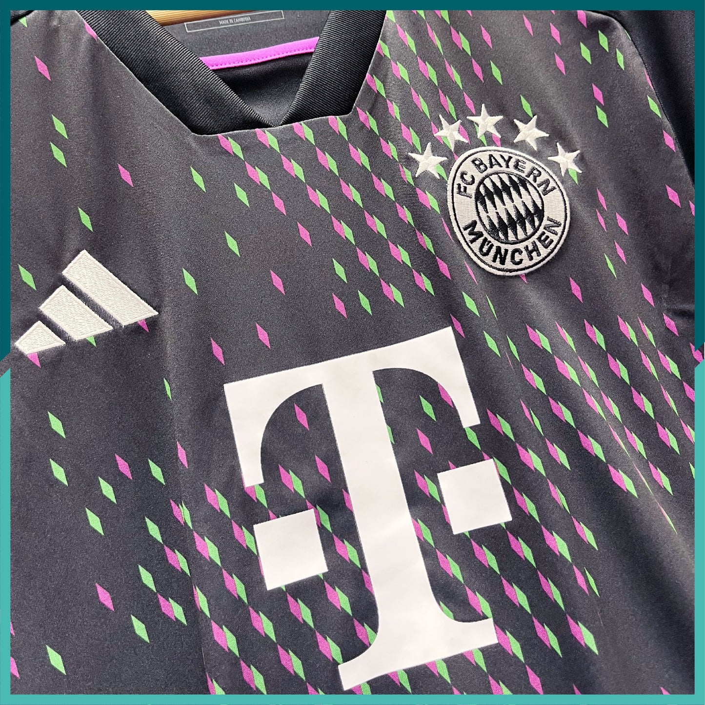 [Nameset & Patches Included] 2023-24 Bayern Munich Away Jersey