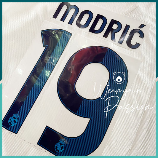 2012-13 Real Madrid Home Nameset #19 MODRIC