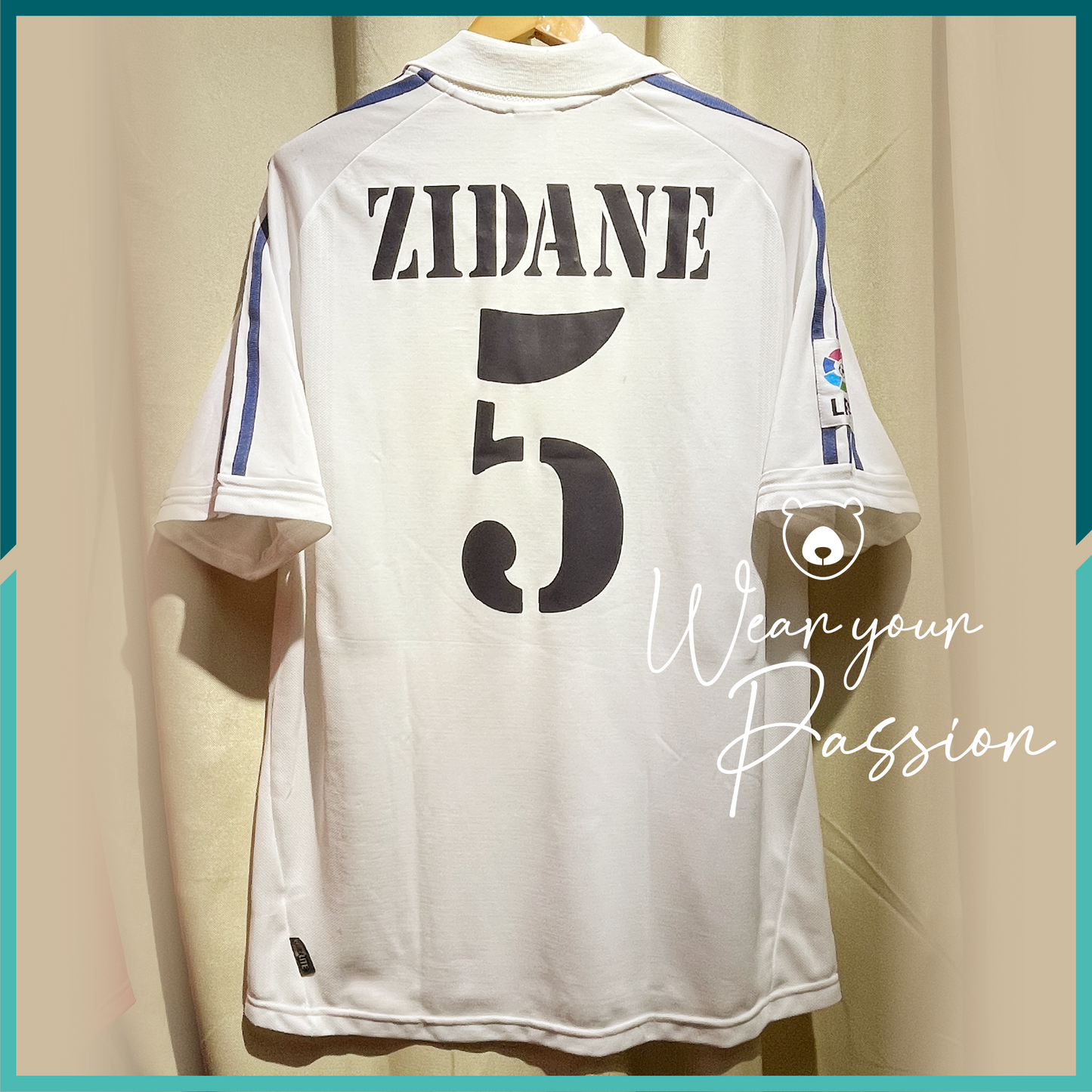 (Nameset Included) 2001 Real Madrid Home Jersey