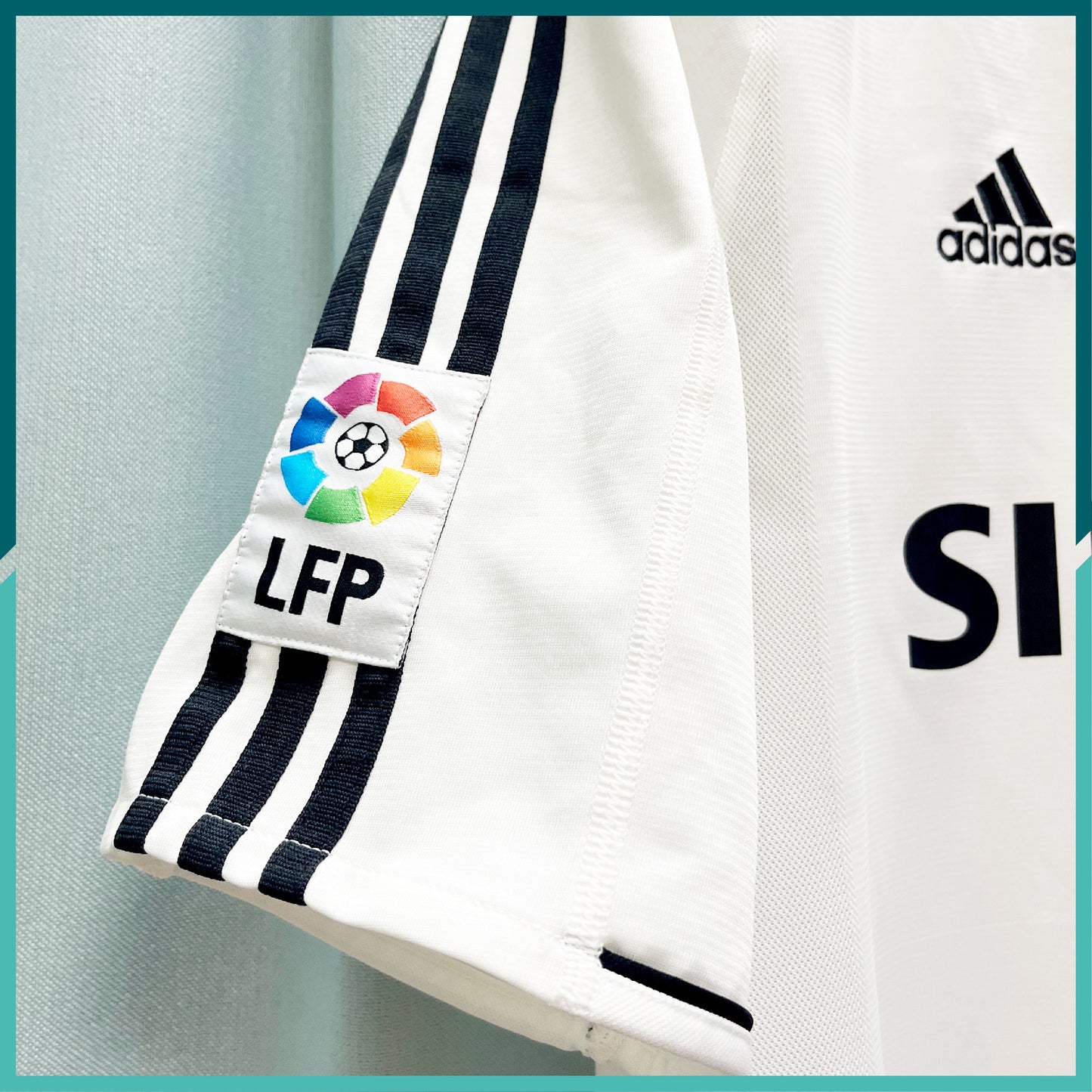 (Nameset Included) 2003-04 Real Madrid Home Jersey