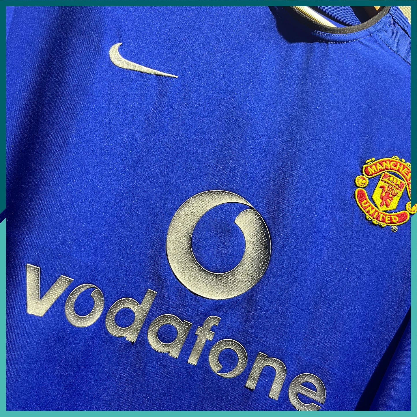 (Nameset & Patch Included) 2002-03 Manchester United 3rd Long Sleeve Away Jersey