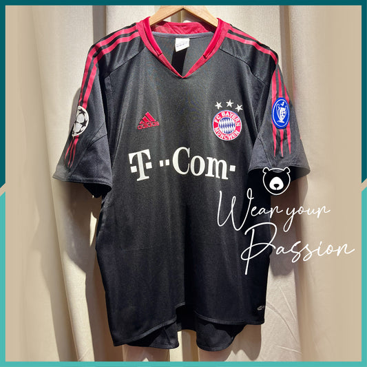 (Nameset & Patches Included) 2004-06 FC Bayern Munich UCL Home Jersey