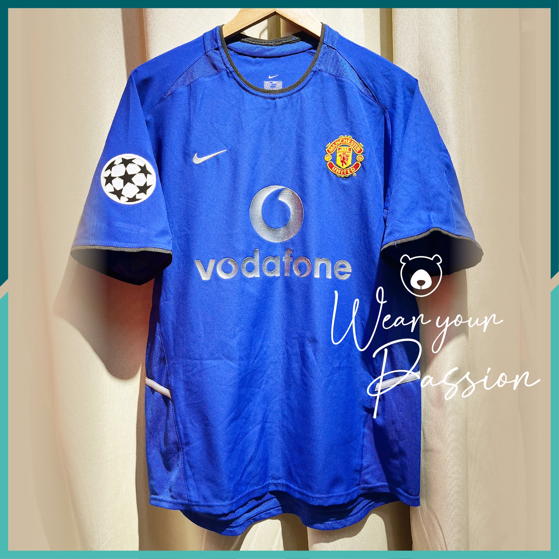 Chemise Signée De Manchester United Star Et échange De Blagues Avec Fan, Les Deux Connexions Du Pape Red Devils
